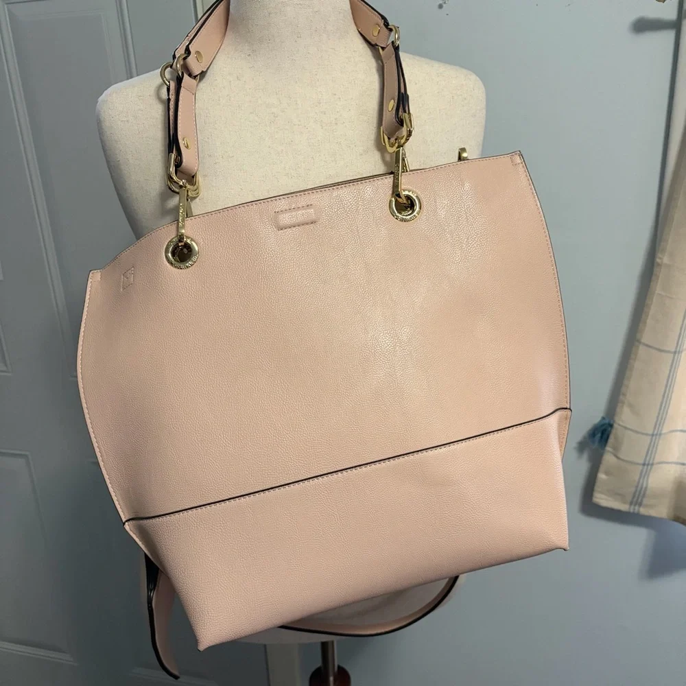 New Calvin Klein Pale Pink Leather R-kitote Tote Bag Gold Wardware